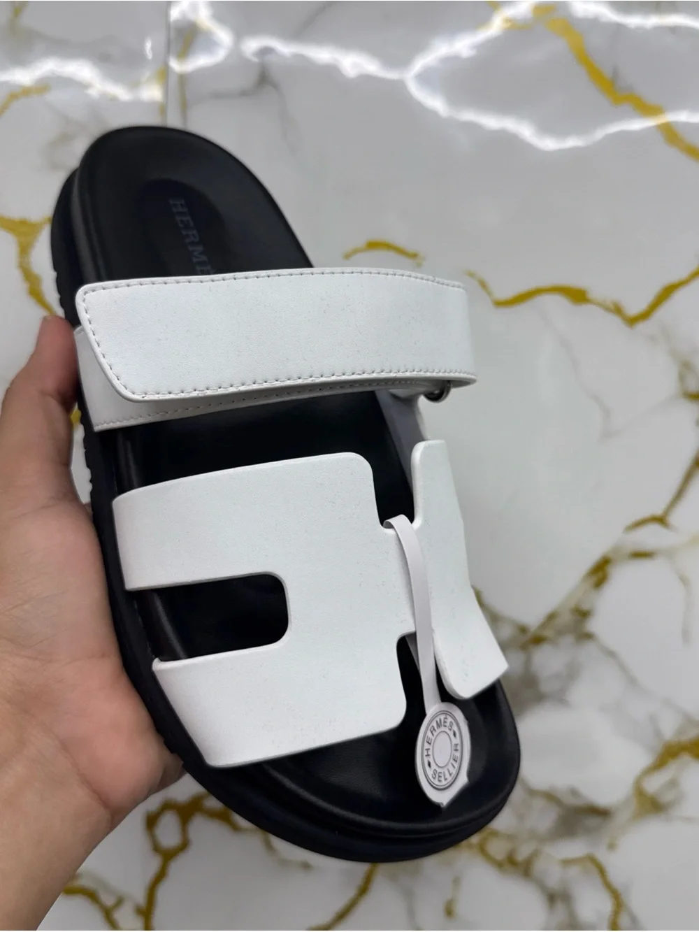 White women Slide Sandal with Adjustable Straps size 7